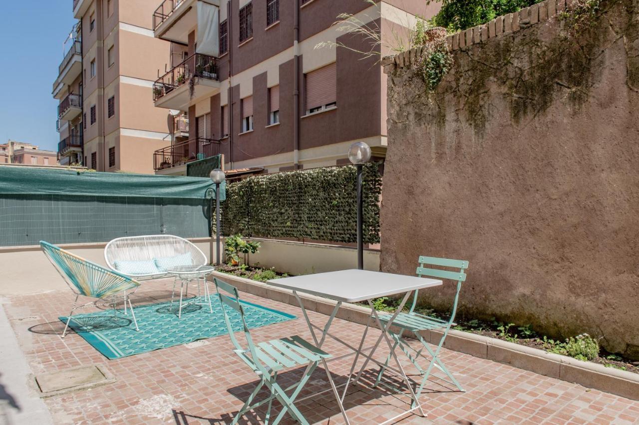 Ostia Holiday Sestante Екстериор снимка